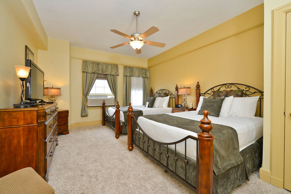 Genetti Hotel, Surestay Collection By Western Hotel 3*